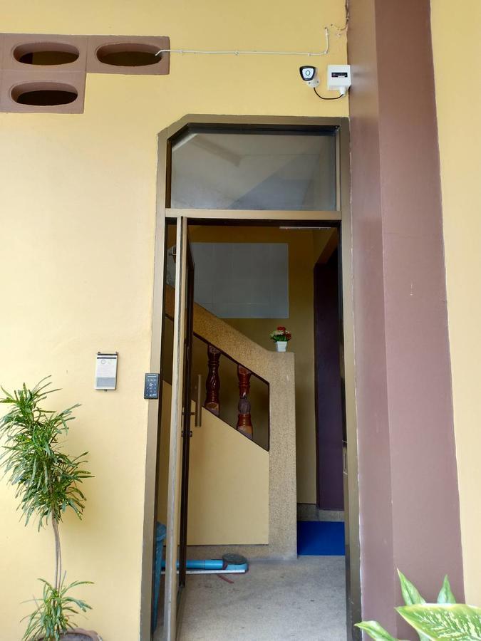 Kookkai House Vandrarhem Patong Exteriör bild